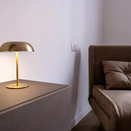 Vt Cola Di Rienzo Elegant *